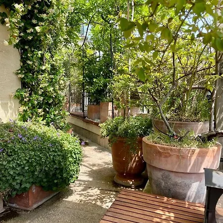 Guestready - Sejour Raffine Pres De La Tour Eiffel * Париж